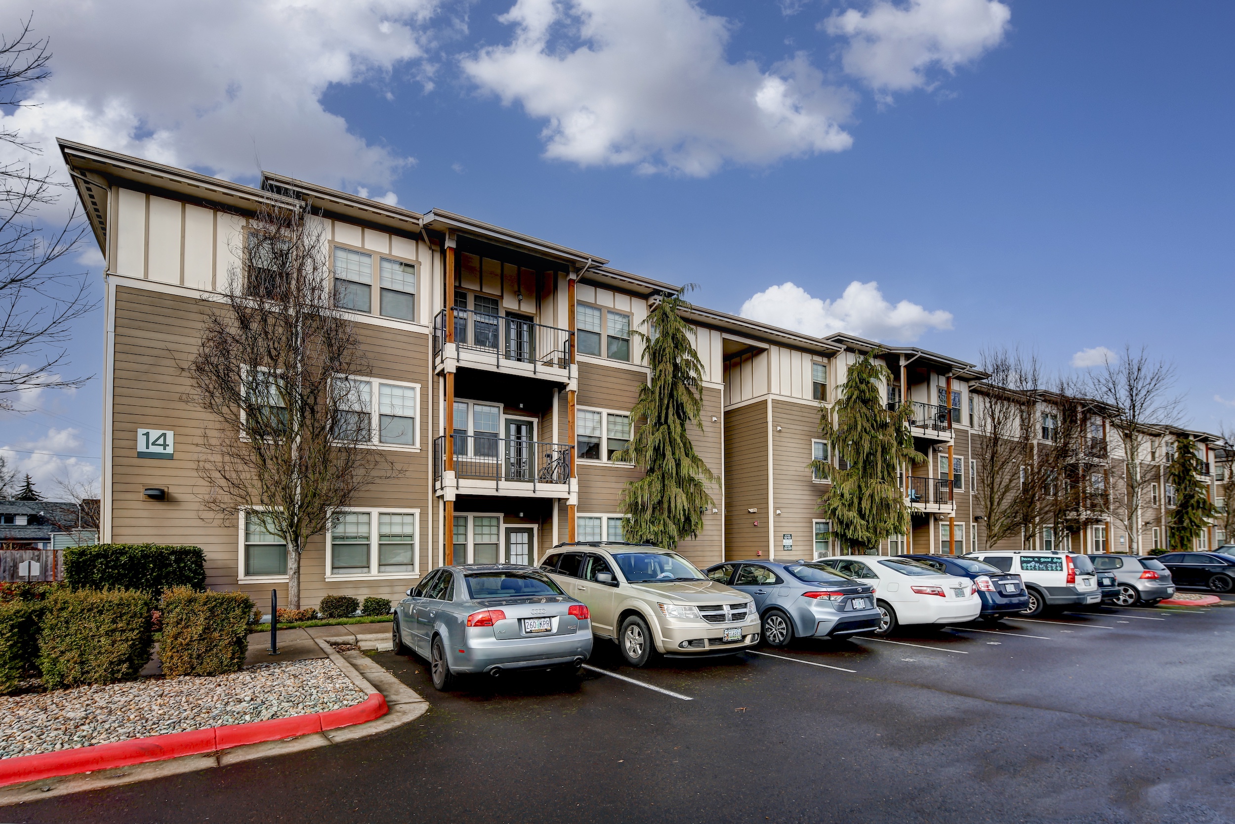 7th St Station Exterior 3